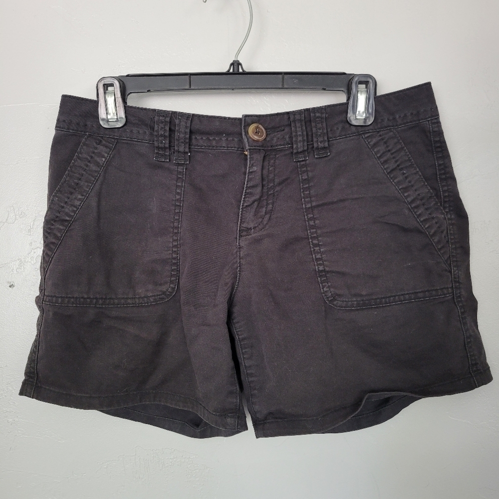 Maurices Women's 5/6 Black Chino Shorts Big Pockets Comfy Summer Spring